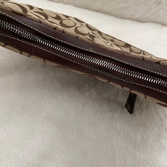 Coach Bag - Picture 11 of 11